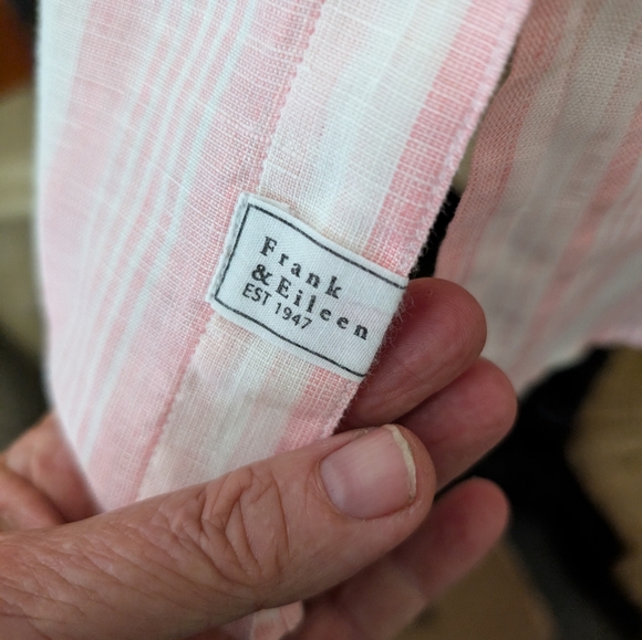 Frank & Eileen l Eileen Striped Linen Long Sleeve Top - Picture 3 of 10